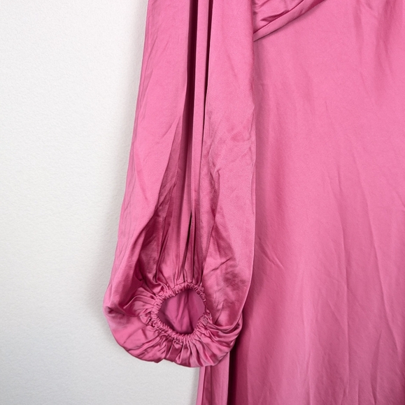 NWT Significant Other Medium Pink Demi Backless Long-Sleeve Column Gown - Picture 7 of 10